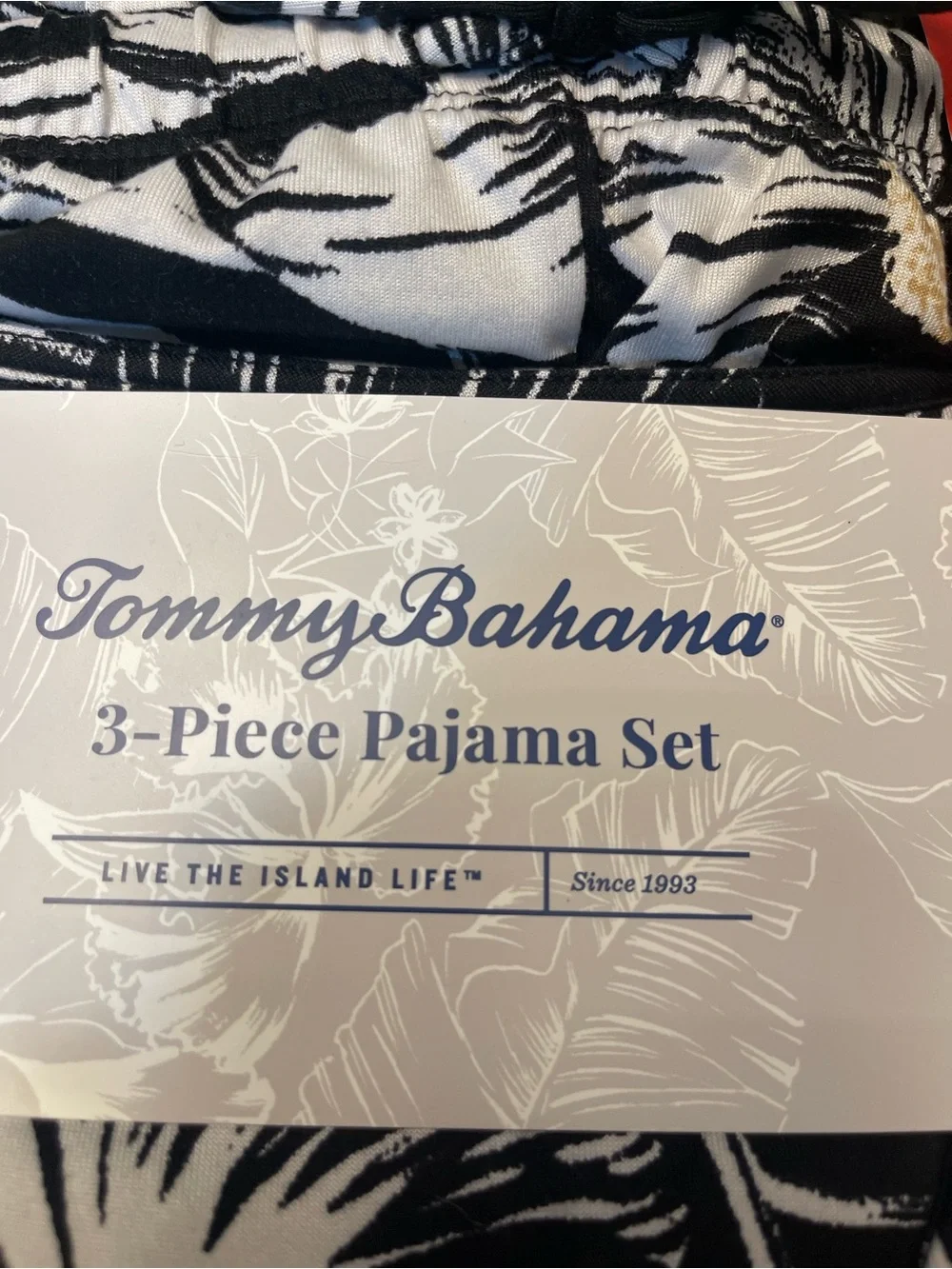 Tommy Bahama Black & White Tropical Print 3-Piece Pajama Set